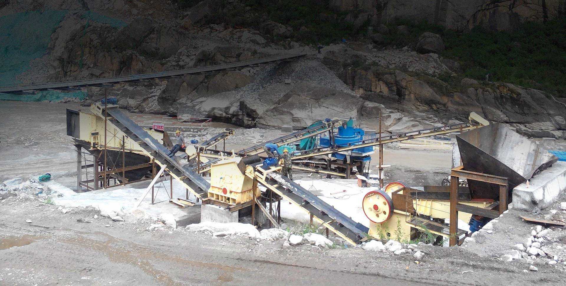 東北吉林砂石料破碎工藝現(xiàn)場